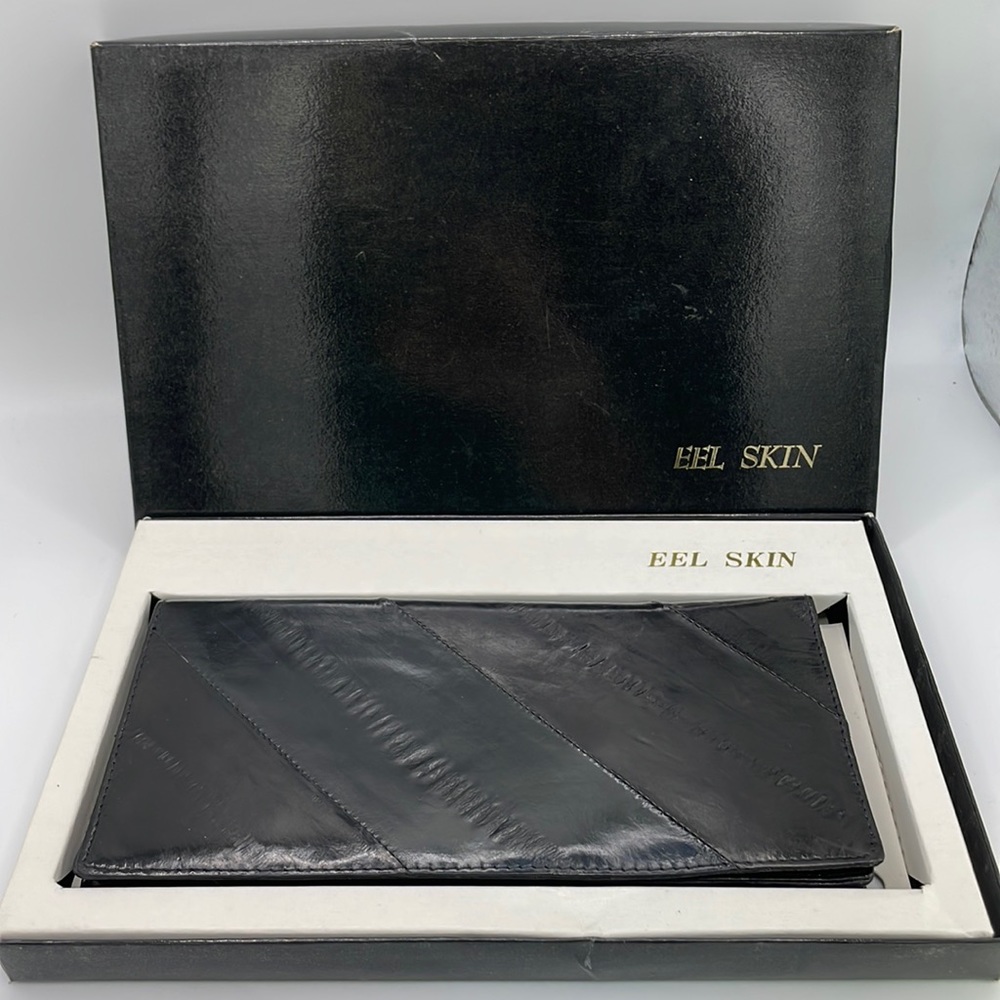 EEL SKIN WALLET